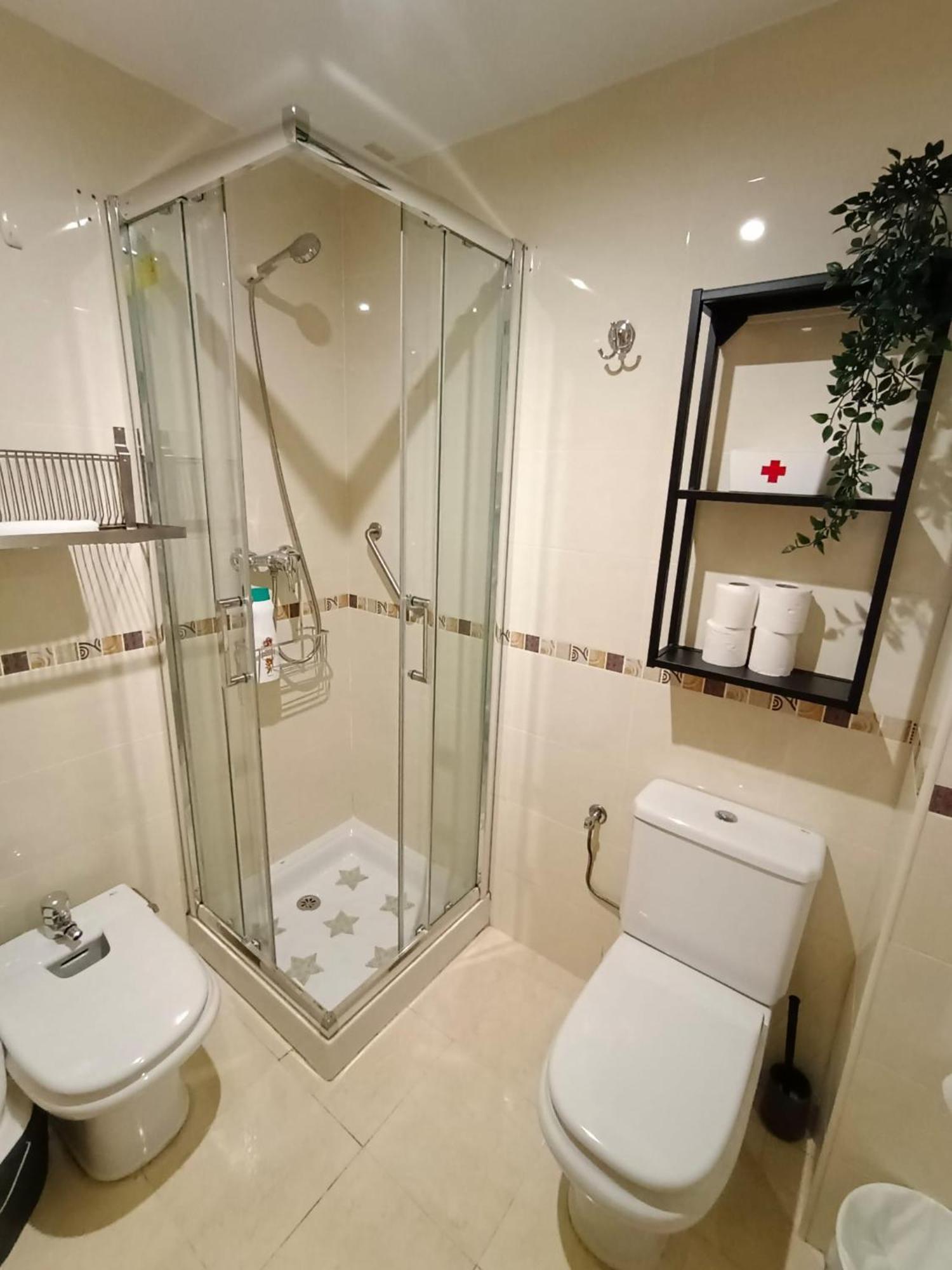 شقة Monisimo Apartamento En Centro Historico De Malaga Con Parking المظهر الخارجي الصورة